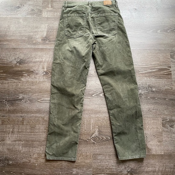 American Eagle Corduroy olive green pants 90’s straight, Size 4, great condition - Picture 2 of 6